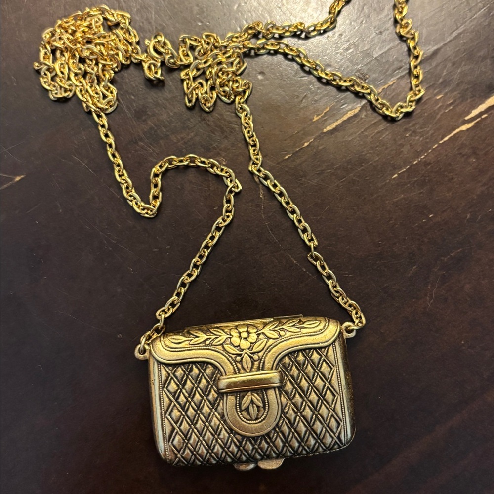 Elegant Gold Chain Women Bag